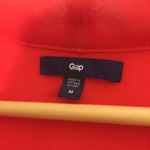 Poppy red blouse with bow and ruffle detail - Picture 3 of 4